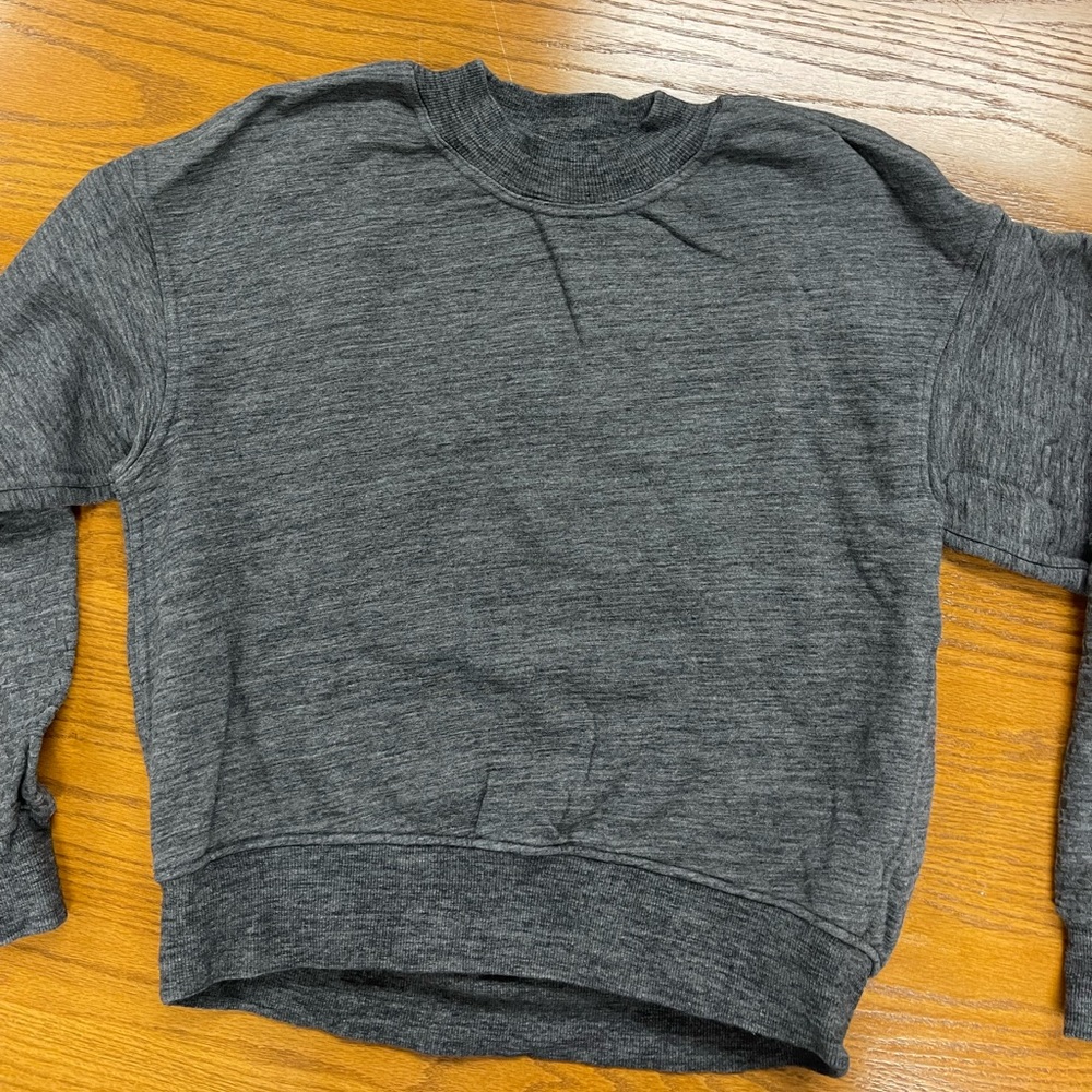 Lululemon crewneck sweatshirt